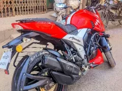 TVS Apache RTR 160 4V